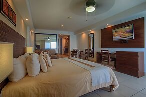 Costa Sur Resort by VRHost