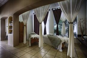 Costa Sur Resort by VRHost