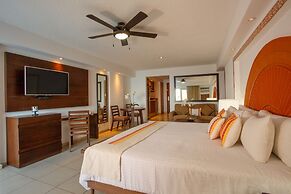 Costa Sur Resort by VRHost