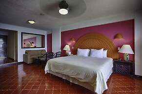 Costa Sur Resort by VRHost