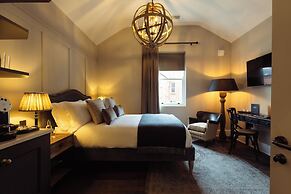 Regency House