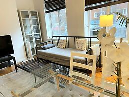 Waterloo Luxury Apartment