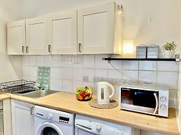 Waterloo Luxury Apartment