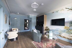 Thirty Castle Street