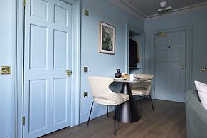 Thirty Castle Street