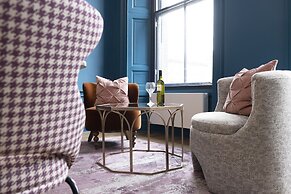 Thirty Castle Street