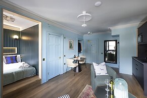 Thirty Castle Street