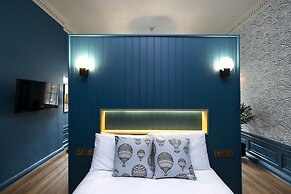 Thirty Castle Street