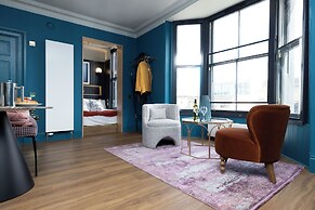 30 Castle Street Aparthotel