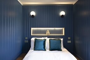 Thirty Castle Street