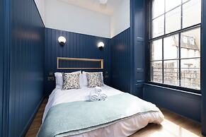30 Castle Street Aparthotel