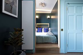 30 Castle Street Aparthotel