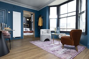 Thirty Castle Street