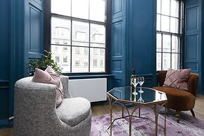 Thirty Castle Street