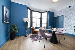 Thirty Castle Street