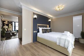 Thirty Castle Street