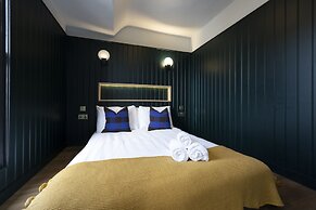 Thirty Castle Street