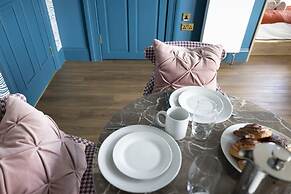 Thirty Castle Street