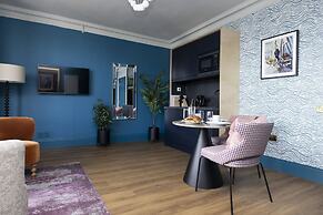 Thirty Castle Street