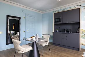 Thirty Castle Street