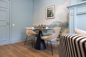 Thirty Castle Street