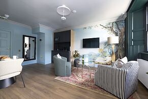 Thirty Castle Street