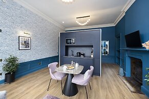 Thirty Castle Street