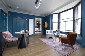 Thirty Castle Street