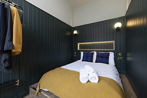 Thirty Castle Street