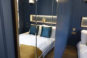 Thirty Castle Street