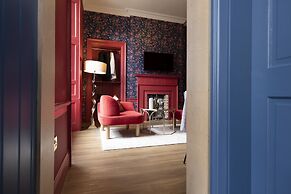 Thirty Castle Street