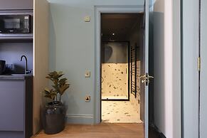 Thirty Castle Street