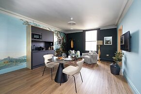 30 Castle Street Aparthotel
