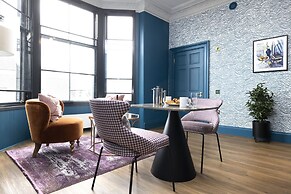 Thirty Castle Street