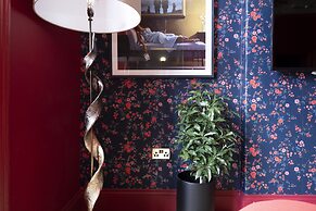 Thirty Castle Street