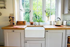 5br-10guests-fireplace-hottub-pets ok - Parking