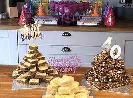 5br-10guests-fireplace-hottub-pets ok - Parking