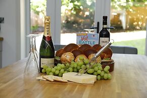 5br-10guests-fireplace-hottub-pets ok - Parking