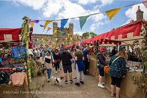 5br-10guests-fireplace-hottub-pets ok - Parking