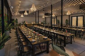 Moxy Brooklyn Williamsburg