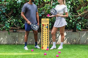 Moxy Brooklyn Williamsburg