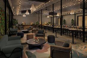 Moxy Brooklyn Williamsburg