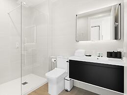 Fourteen at Mullet Bay