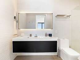 Fourteen at Mullet Bay