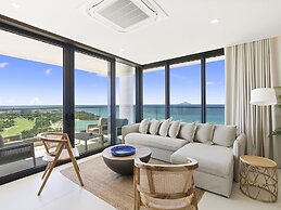 Fourteen at Mullet Bay