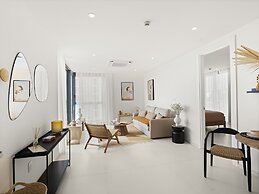 Fourteen at Mullet Bay