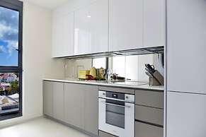 Fourteen at Mullet Bay