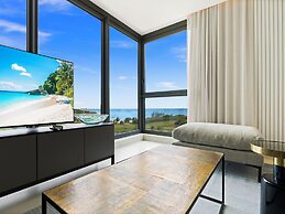 Fourteen at Mullet Bay