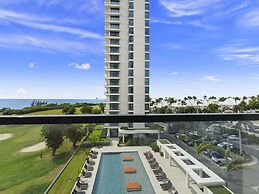 Fourteen at Mullet Bay