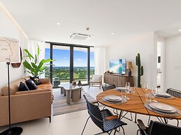 Fourteen at Mullet Bay